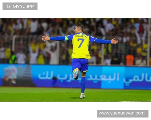 多位足球巨星重返国家队让球迷期待 决战国际赛场再续辉煌