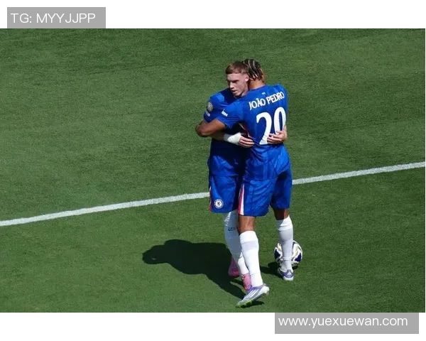 巴黎足球新篇章 球星畅谈未来目标与挑战